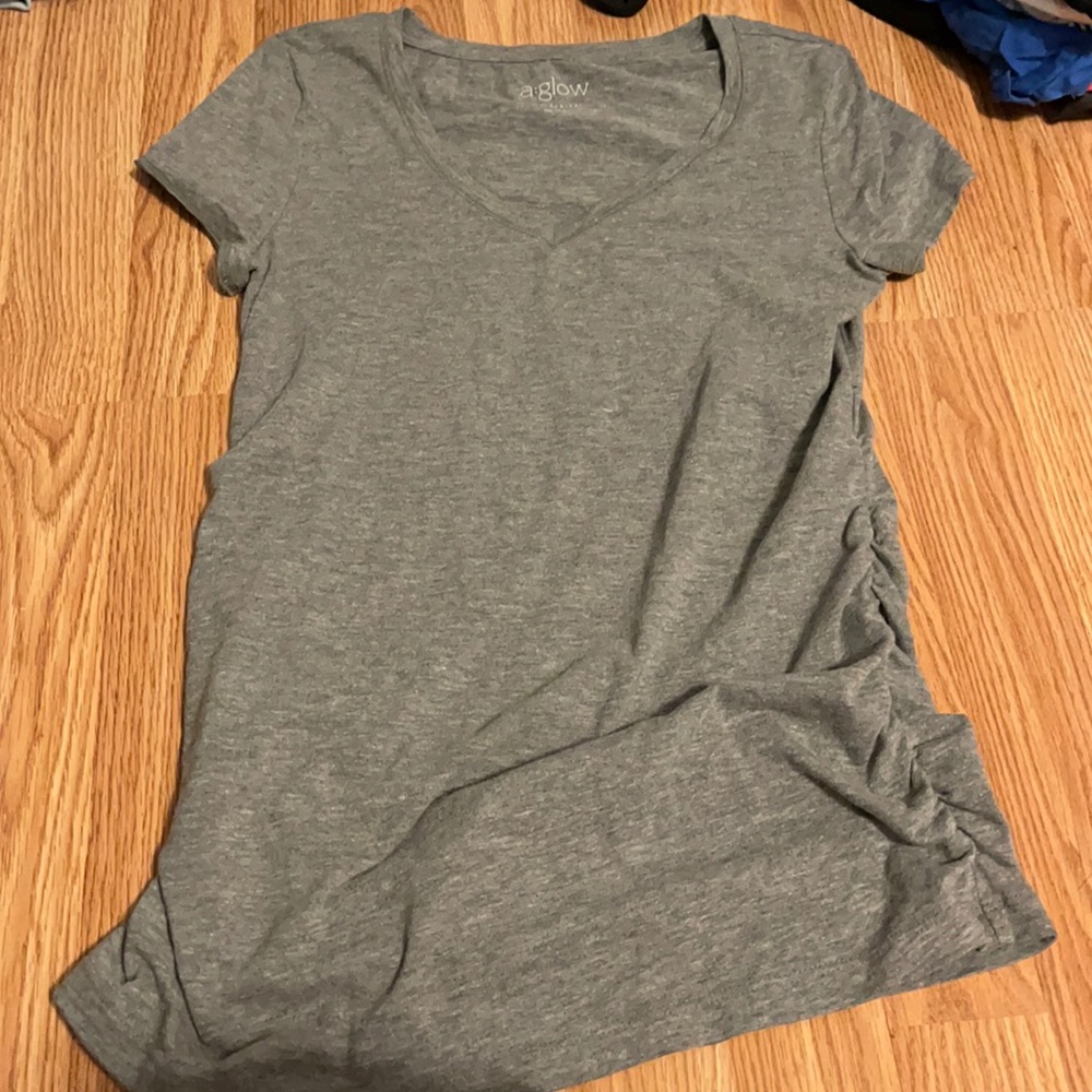 a:glow maternity gray shirt